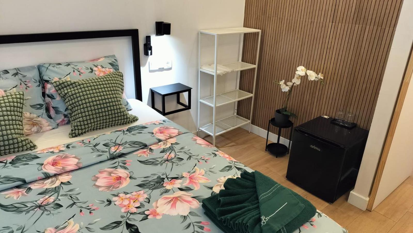 Figueira House In Beira Minho Hostel Lisboa Εξωτερικό φωτογραφία